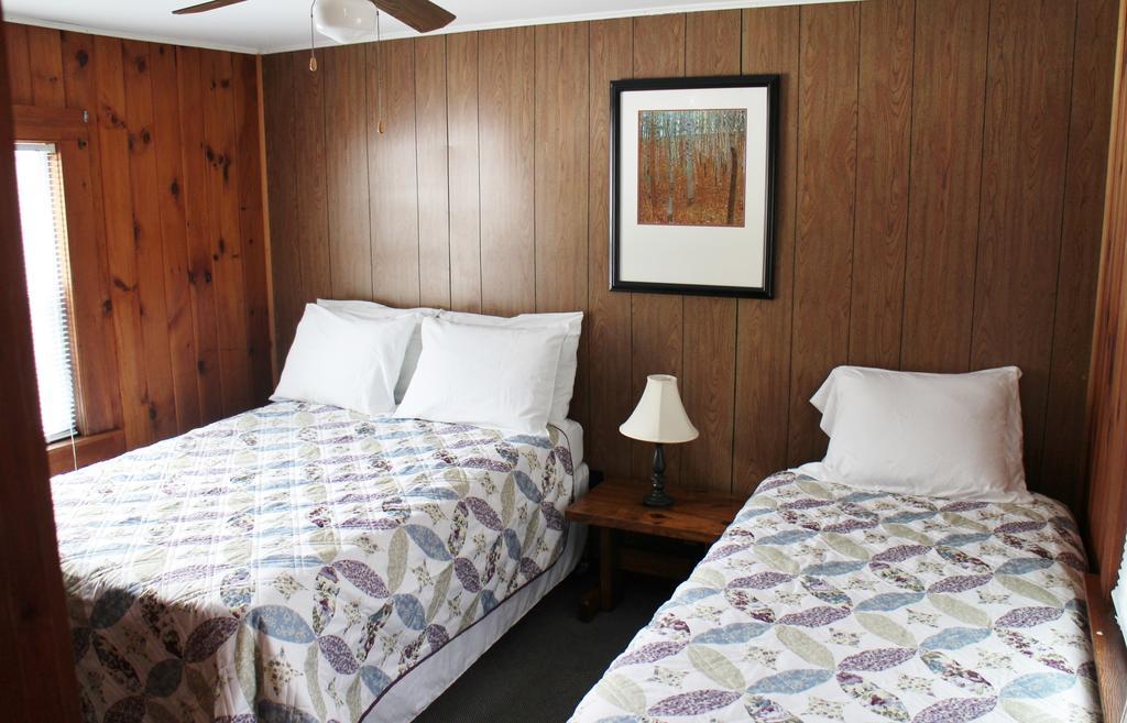 Pine Valley Cabins Thornton Δωμάτιο φωτογραφία